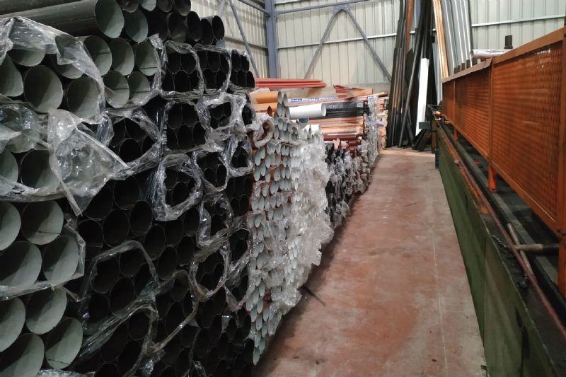 ulluqe per shtepi, ulluqe pa shkeputje, ulluqe metalike makineri per ulluqe, ulluqe alumini, ulluqe bakri, ulluqe ne Tirane, ulluqe ne Shqiperi, Ulluqe per cati cmimi, Ulluqe plastike, Ulluqe per shtepi